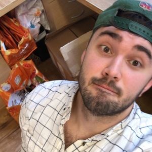 Meet your Posher, Dustin